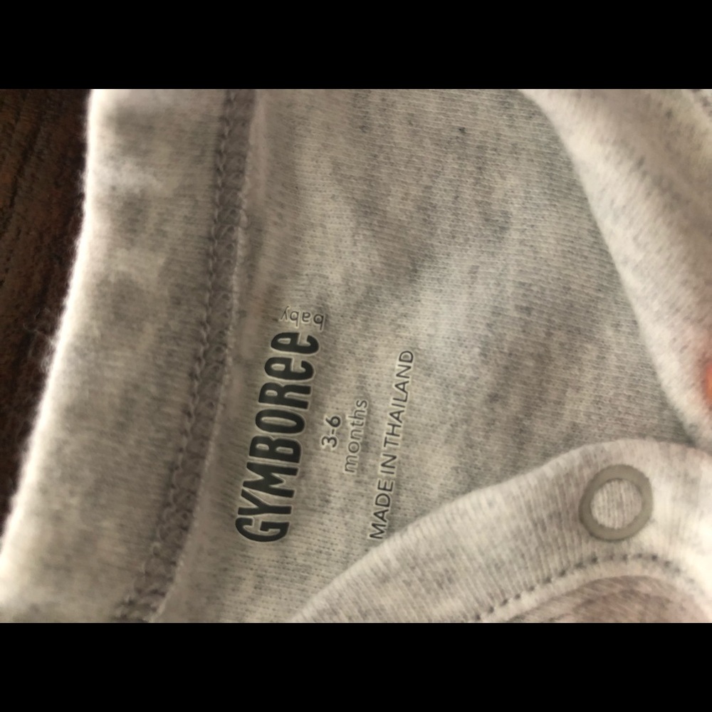 Gymboree footed onesie - Picture 2 of 2